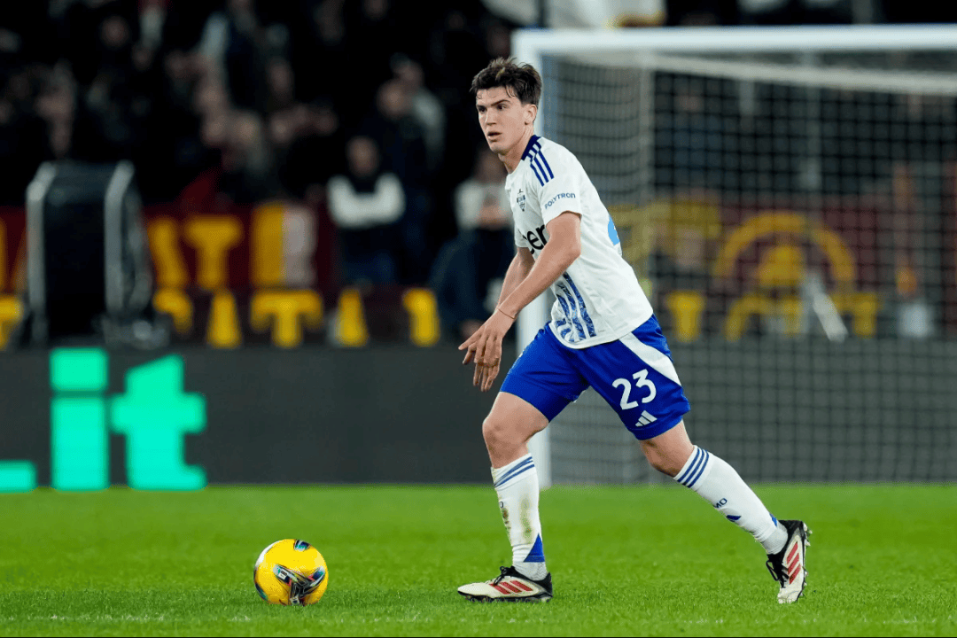 虽然她在多 虽然她在多