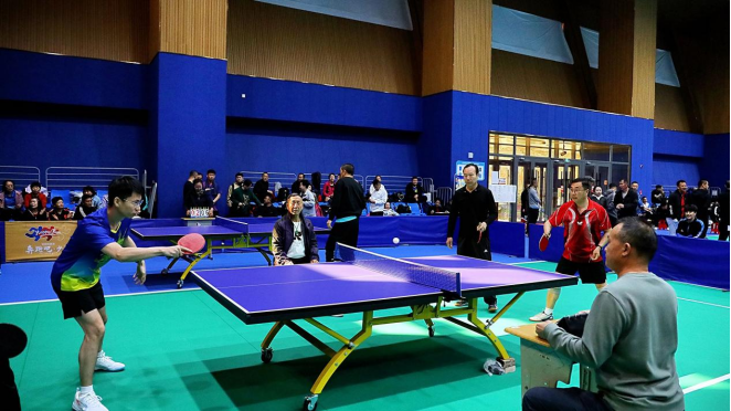 了青少年球 了青少年球