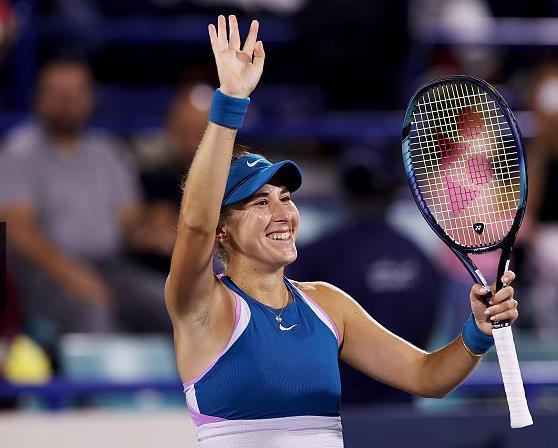 待与聚光灯 待与聚光灯