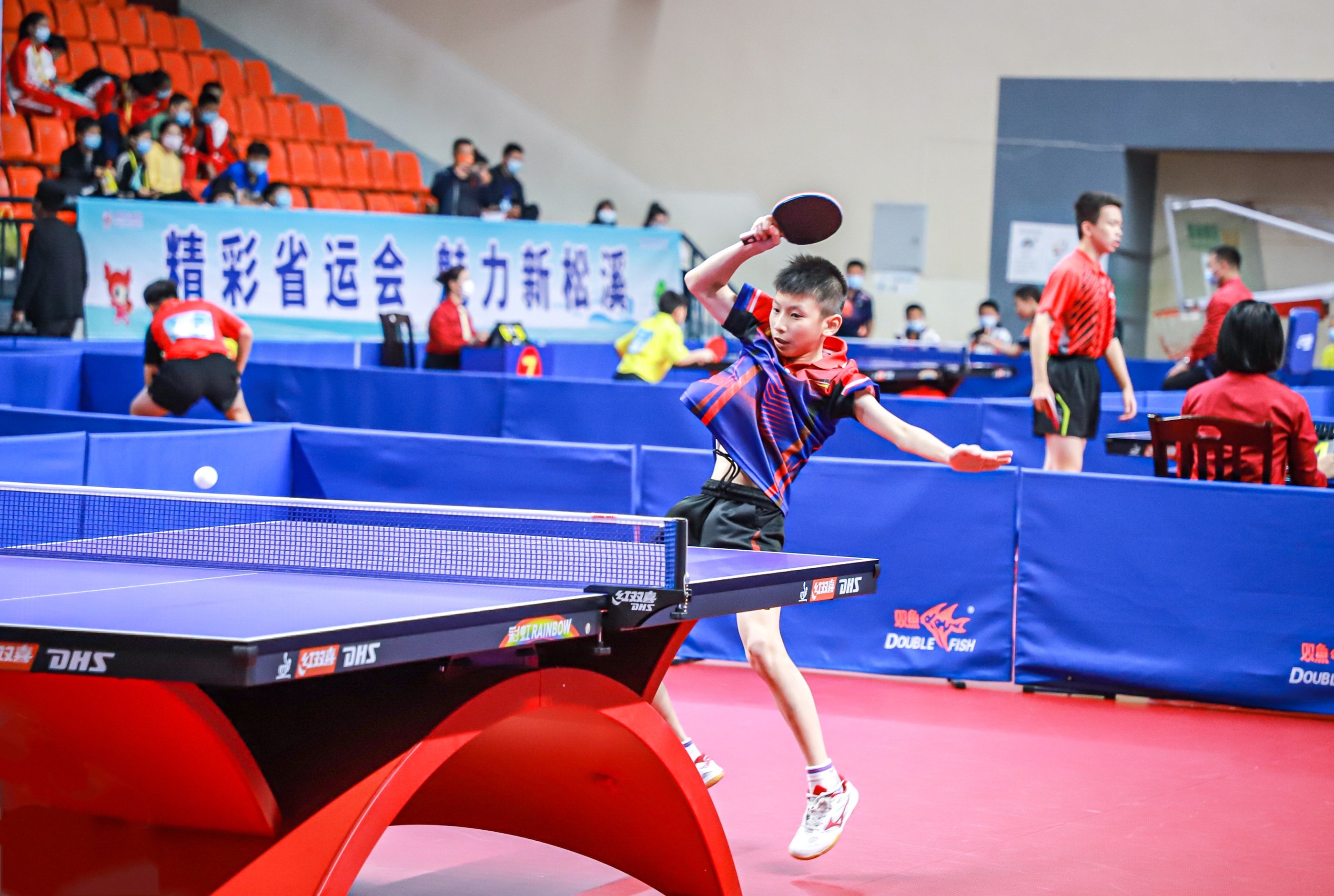 效地遏制了 效地遏制了